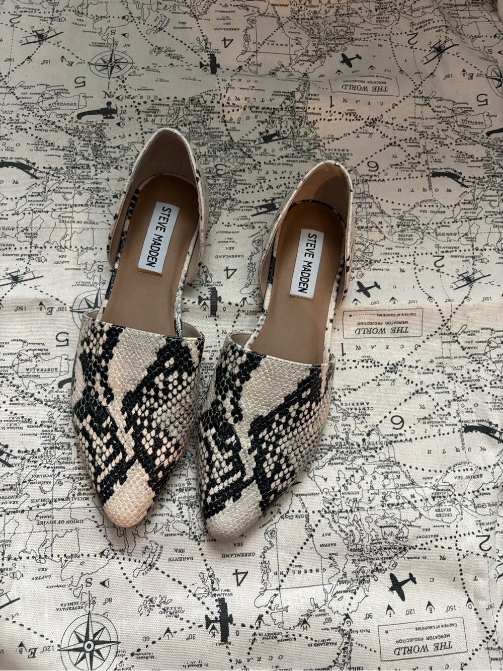 Steve Madden Snake-Print Pointed Slip-On Flats in Cream and Black